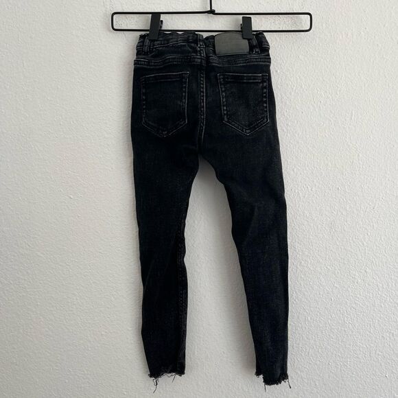 Zara kids Black Jeans, size 6, raw‎ hem - Picture 5 of 7